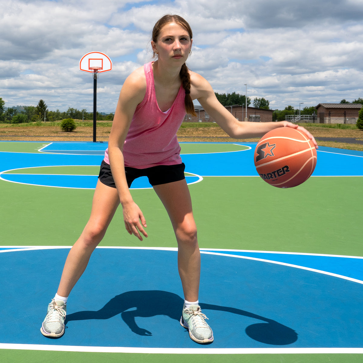 STARTER Rubber Basketball – Outdoor Grip with Pump, Size 7